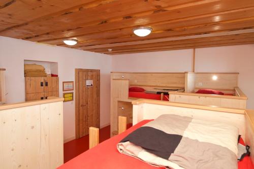 Hotel Bahnhof - image 2