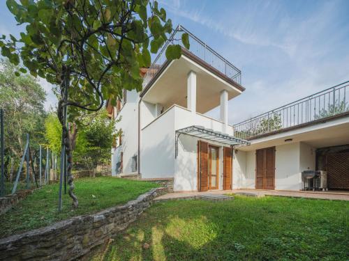  Holiday Home I Modellini by Interhome in Seravezza