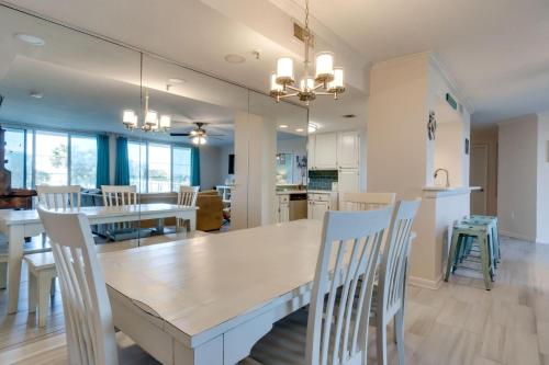 Facilities, Amazing Waterview Towers 104 Condo With Boat Slip near HarborWalk Village