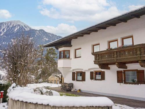  Apartment Landhaus Anna by Interhome, Pension in Oetz