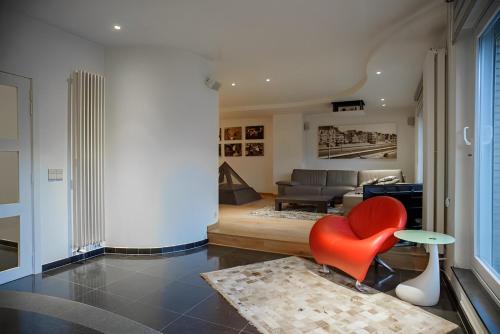 Big and comfortable triplex in Knokke