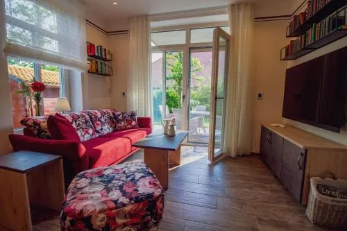 Up Besöök - Wildrose mit Sauna in Krummhörn, Deutschland