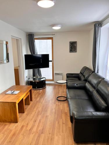 Coventry Home - image 14