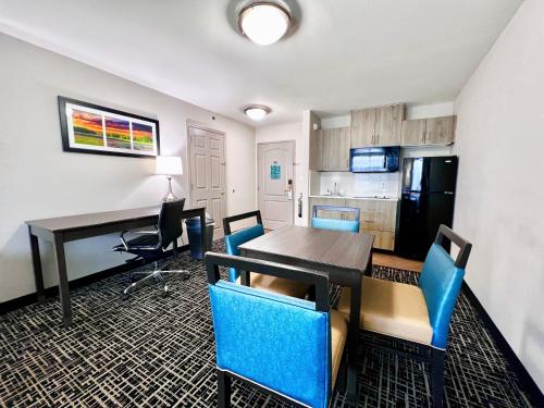 keuken, La Quinta Inn & Suites by Wyndham Pharr North McAllen in Pharr (TX)