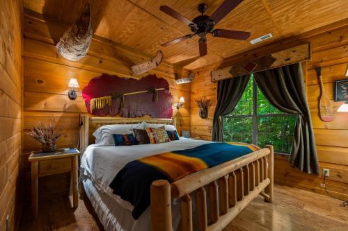 Dreamy Cabin & Outdoor Oasis! Mins to Nat'l Park! near Cades Cove