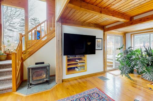 Newfane Hill Retreat in Newfane, USA