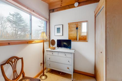 Newfane Hill Retreat Newfane Hill Retreat