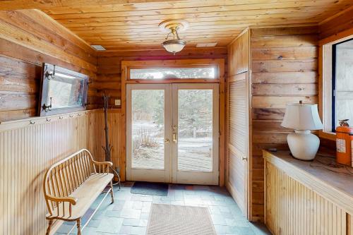 Newfane Hill Retreat Newfane Hill Retreat