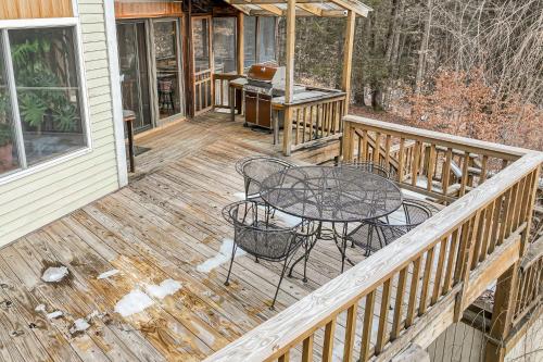 Newfane Hill Retreat Newfane Hill Retreat