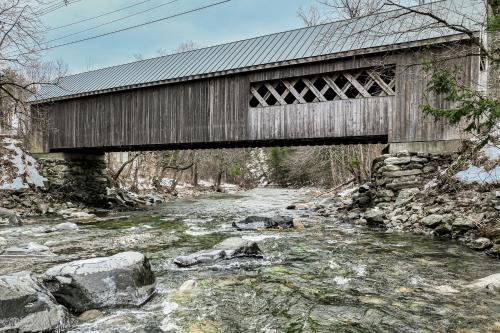 Newfane Hill Retreat Newfane Hill Retreat