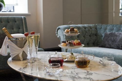 Wellington Hotel by Blue Orchid - image 7