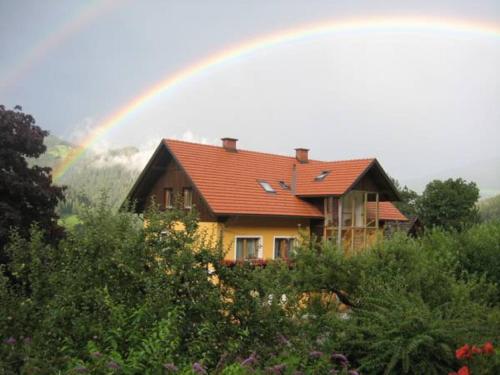  Haus am Fichtenweg Apartment, Pension in Gassen bei Kellerberg