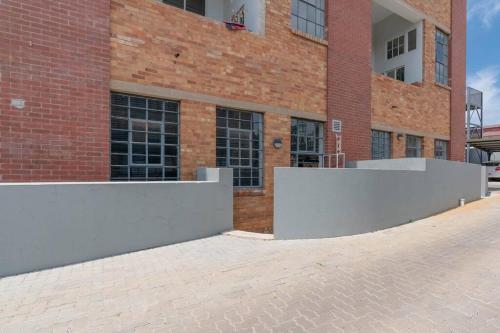 Modern 1 bedroom apartment in Braamfontein Werf