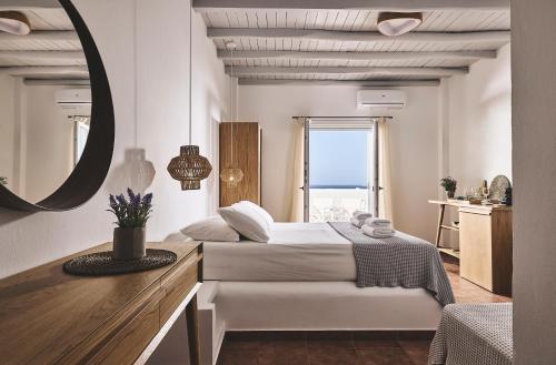 Villa Gallis in Milos Island