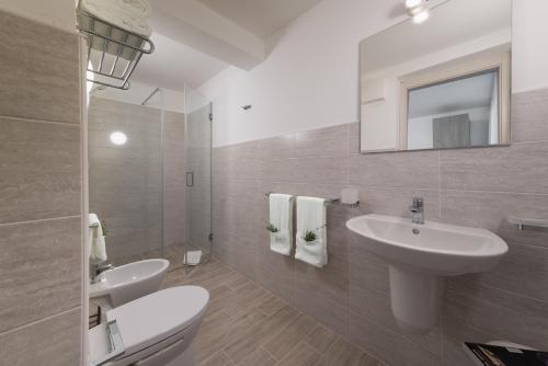 Two-Bedroom Apartment image 2