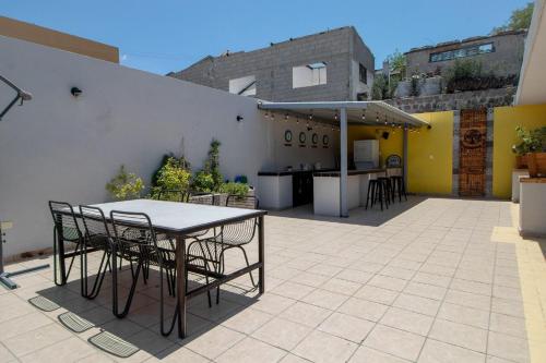 Nuevos departamentos (6) centro histórico a 200 mta malecón (Nuevos departamentos (6) centro historico a 200 mta malecon) in 拉巴斯