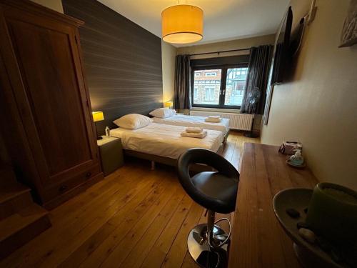 Race & Rooms, Francorchamps