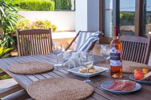 Amazing seaviews Villa Voramar with pool Sa Torre Amazing seaviews Villa Voramar with pool Sa Torre