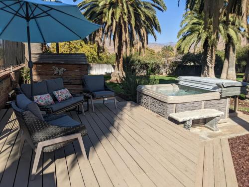 Peldbaseins, Plantation Bed & Breakfast in Lemonkova (CA)
