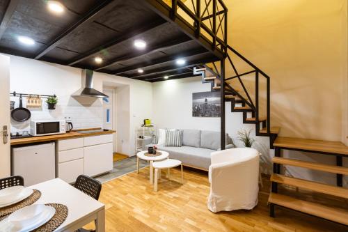 Modern stylish apartment @ Superb central location, Budapešť