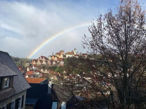 Retro Ferienwohnung mit Schlossblick im Nordschwarzwald in Altensteig, Deutschland
