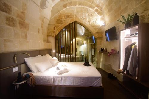 Le Malve Cave Retreat