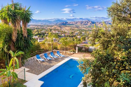 Lovely Home Las Mañanas - Piscina, barbacoa y vistas Ideal Familias - Accommodation - Alhaurín de la Torre