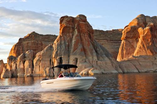 Lake Powell Resort