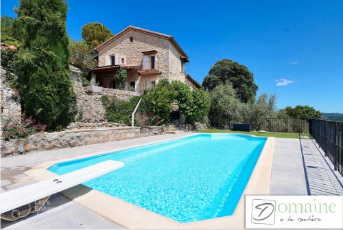 Domaine de la Rochere gîte à louer Sampzon