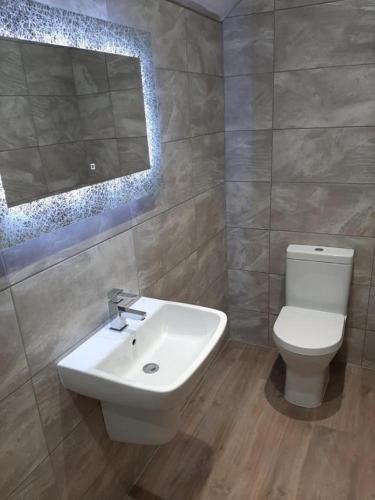 Fountain Cottage Cafe and B&B - image 7