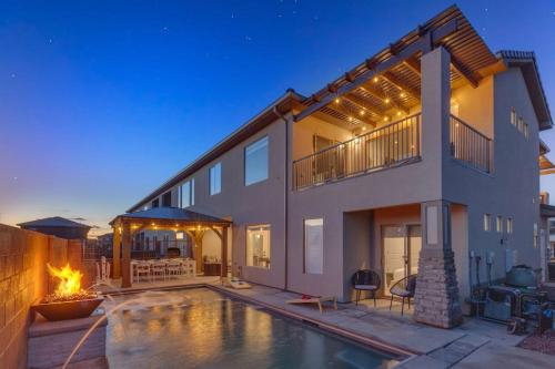 Zion Village Resort 2053 Brand New Home!! Private Pool, Hot Tub, and 35mins from Zion National Park