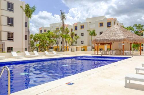 Cozy Tulum Oasis: 2-Bedroom w/ Pool