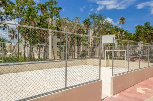 Cozy Tulum Oasis: 2-Bedroom w/ Pool Cozy Tulum Oasis: 2-Bedroom w/ Pool