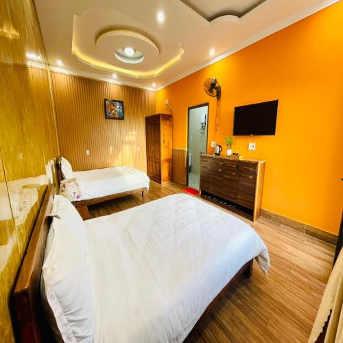2 double beds