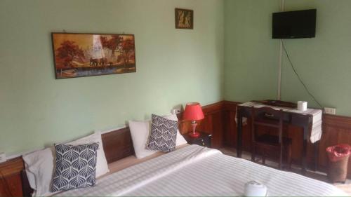 Pukyo Bed and breakfast Belgian lao in Xieng Khouang