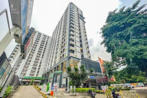 RedLiving Apartemen Serpong Green View - Celebrity Room Tower B