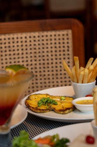 Somy Plaza ( Formerly Somy Resort) - 식음료(F&B)