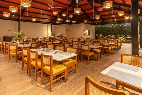 Somy Plaza ( Formerly Somy Resort) - 레스토랑