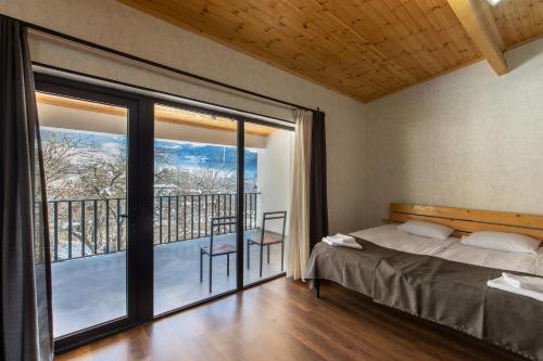 Triple Room with Balcony