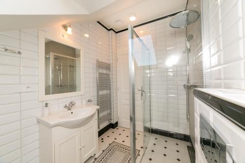 New apartment 4 - self check in, free parking, Bratislava (fotografie 10)
