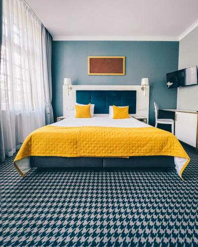 Superior Double or Twin Room with Sofa Bed