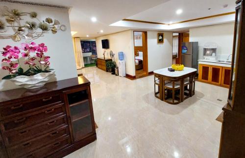 設施, 456酒店 (456 Hotel) in 碧瑤市域