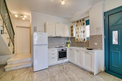 Konyha, Anemos Villas in Mytikas