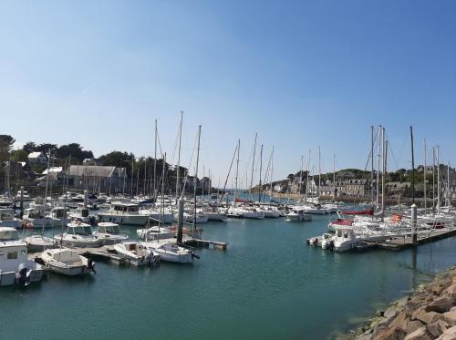 Appartement avec vue étang et port proche mer