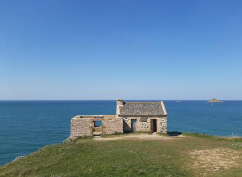 Appartement avec vue étang et port proche mer