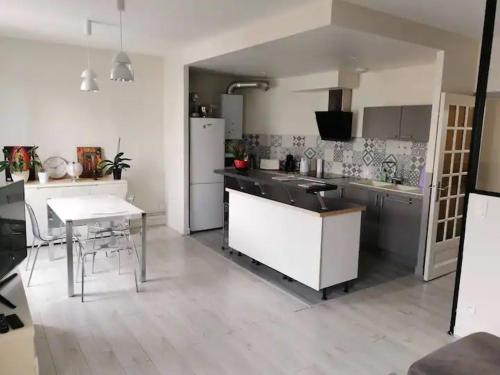 Appartement St-Thomas Zola - Location saisonnière - Reims