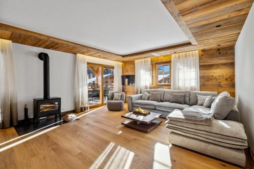  Chalet Larchwood by Mrs Miggins, Pension in Grimentz bei Lannaz