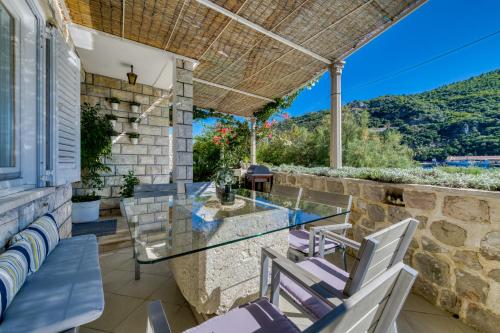 NEW - Peaceful 3BR Villa - Private Pool