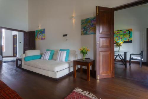 Deluxe Double Room with Sea View image 10