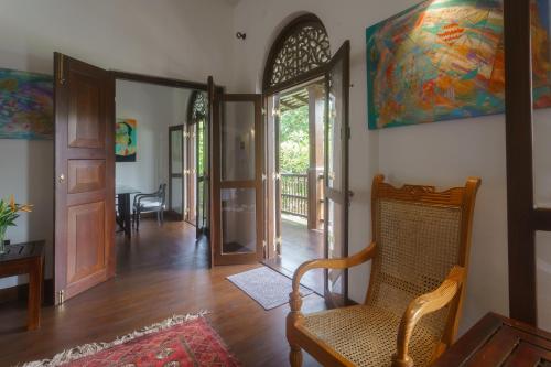 Deluxe Double Room with Sea View image 9